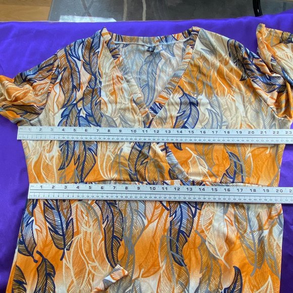 NWOT๐ Haoohu Retro Style Feather Print Dress - Picture 9 of 16